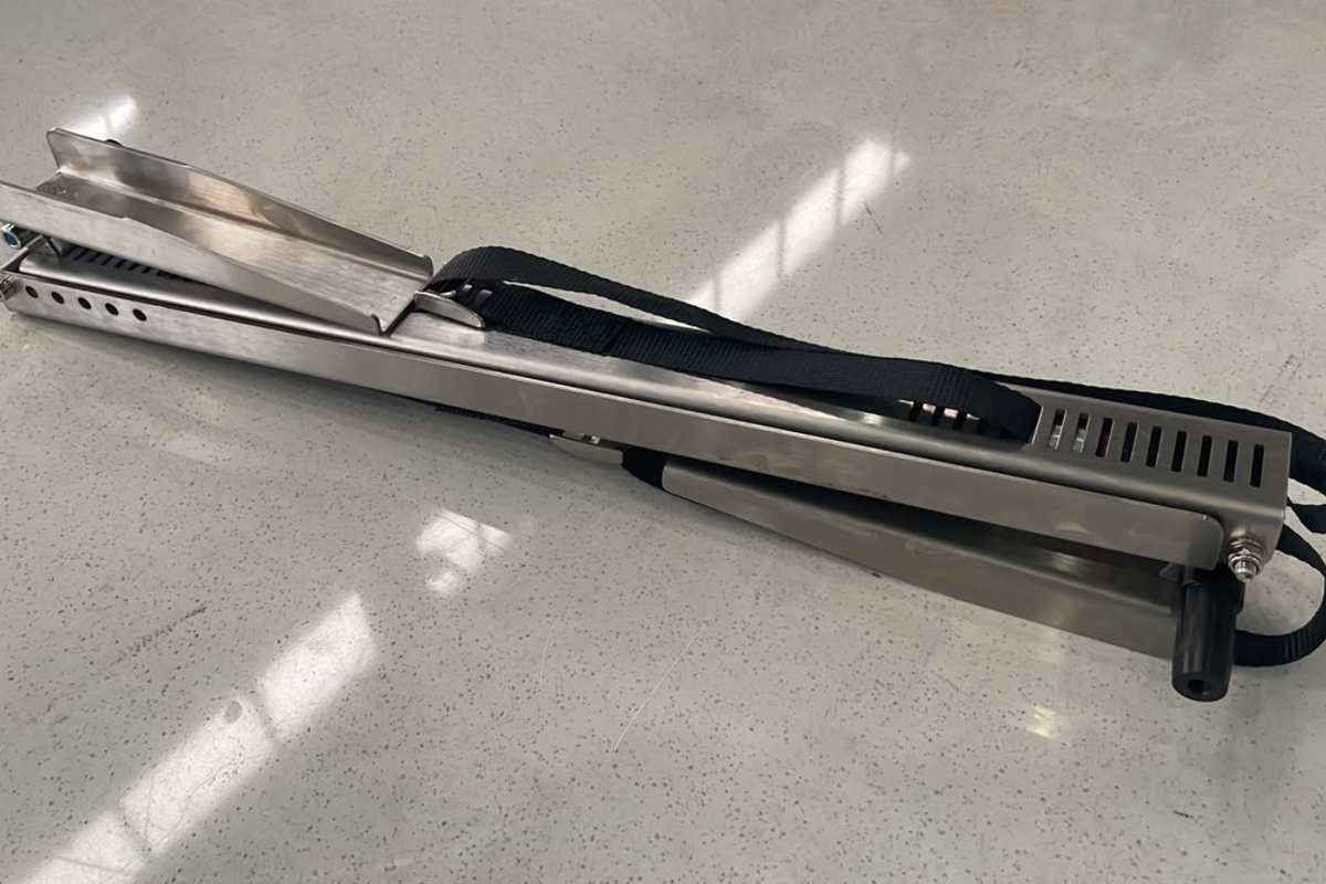 ROLL PLATE 테일게이트 롤 플레이트 — 테일게이트 롤 플레이트 제품 이미지